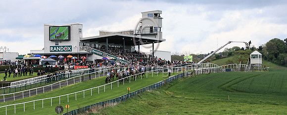 The Randox Handicap Hurdle at Downpatriak