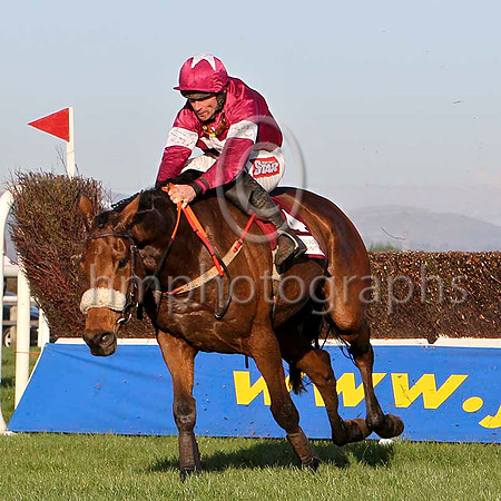Quito De La Roque , Winner Jockey D N Russell - FT8E7011-e