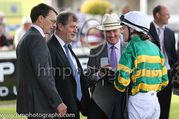 11 Egyptian Warrior and Anastasia O'Brien - - 11th (7 ,emerald green and orange hooped ) Trainer - A P O'Brien