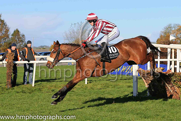01st Mega Fortune and K M Donoghue ( 10 , maroon and white stripes ) Trainer - G Elliott , Owner - C Jones
