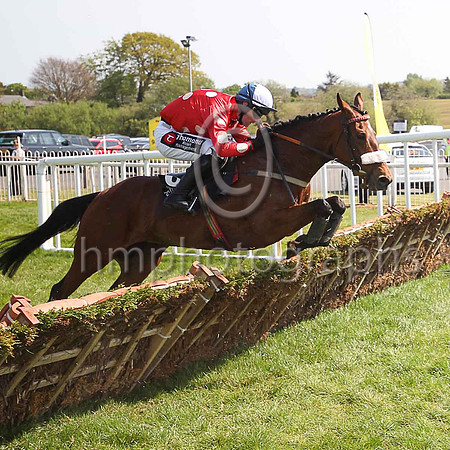17th Crocosmia and B T O?Connell ( 6 , red, white spots ) Trainer - Miss E McCutcheon , Owner - Lisduff ,Syndicate