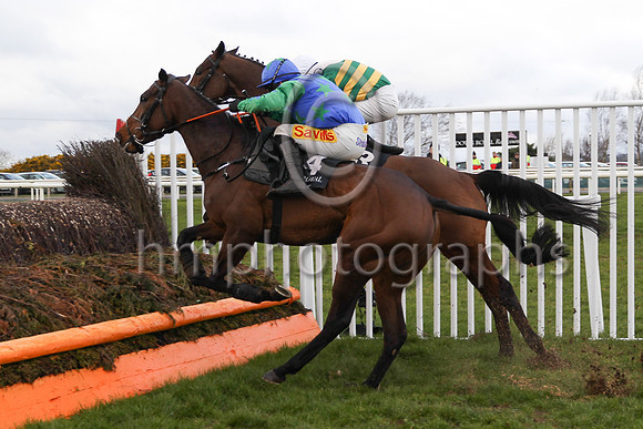 01st Biddy The Boss and S W Flanagan ( 4 , blue, green diamonds ) Trainer - G P Cromwell , Owner - Kilbriens Syndicate