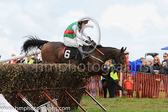02nd QUIET ACCOUNT and N McParlan ( 6 , EMERALD GREEN,red sash; white sleeves; white cap ) Trainer: C.A. McBratney,, Owner : Frances J. Savage