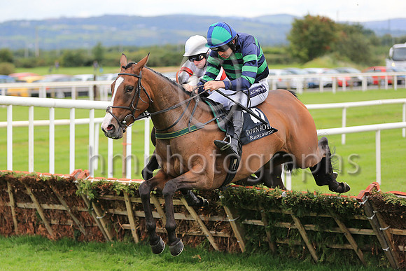 1st Minnie Dahill and R Walsh ( 10 , dark blue and emerald green hoops ) Trainer - T M Walsh , Owner - Micheal D Ryan