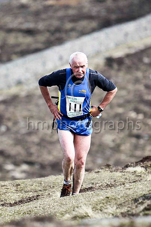 Noel Douglas - Mourne Runners - 137th in 4.03.51 - FT8E1898-e