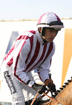 06 Honey Bach & R Walsh - 6th (3, white and maroon stripes ) - FT8E9962