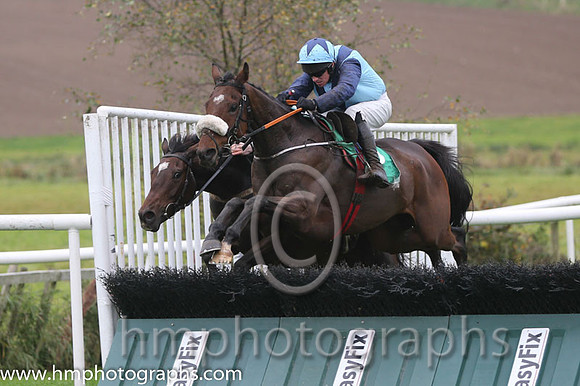 01 Crown Theatre and P Carberry - - 01st (5 ,Light blue, dark blue chevron ) Trainer - G Elliott
