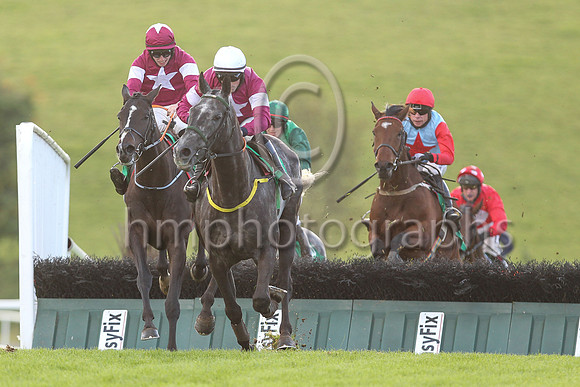 01st Farceur Du Large and S W Flanagan ( 3 , maroon, white star ) Trainer - N Meade , Owner - Gigginstown House Stud