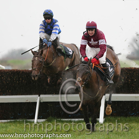 02 Empire of Dirt and Kevin Sexton - - 02nd (2 ,maroon, white star ) Trainer - C A Murphy