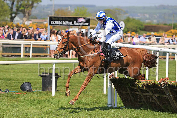 09th Comber Mill and J M Moore ( 10 , blue and white stripes ) Trainer - C A McBratney , Owner - Mrs Rose Boyd  Mrs Marie J Armstrong  James Boyce Anderson