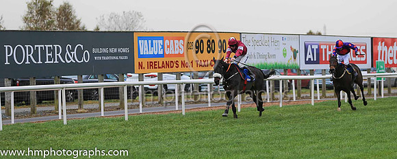 01st Wolfslair and D J Mullins ( 5 , naroon, white star, maroon cap ) Trainer - G Elliott , Owner - Gigginstown House Stud