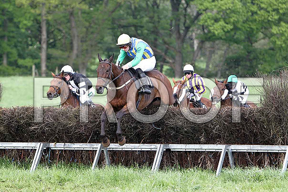 Race 6 Div 1 - ISISISISIS Fell, Rider Derek O'Connor, Macroger (17) 3rd, Rider D A Fitzsimmons, Tanzad (28) 4th, Rider B O'Neill & Belfry Boy (3) 7th, Rider R M Johnson - CU2D9762-e