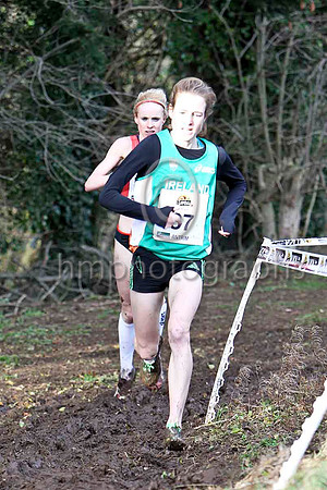 Fionnuala Britton IRL, winner in 19.32 followed by Gemma steel (35) GBR, 2nd in 19.39 - FT8E8463-e