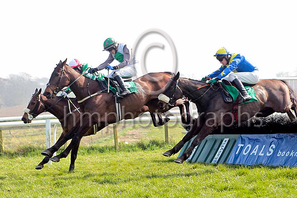 Hidden Future & P Townend - 3rd & Dirar & P Carberry - Winner - CU2D0576-e