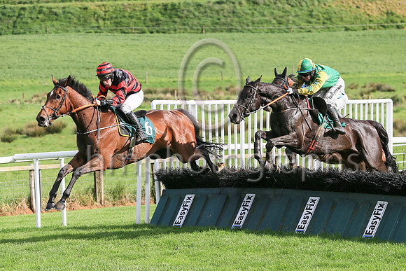 01st OTTOMAN STYLEand Thomas Reilly (7) ( 6 , Black and red chevrons ) Trainer - JOHN MCCONNELL , Owner - Moyo's Boyos Syndicate
