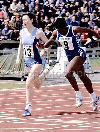 Michele Scutt (13, Sale) 2nd in 400m & Josyln Hoyte Smith (9, Dorothy Hyman TC) 0 Winner - Athletics - Finish-3-clikpic
