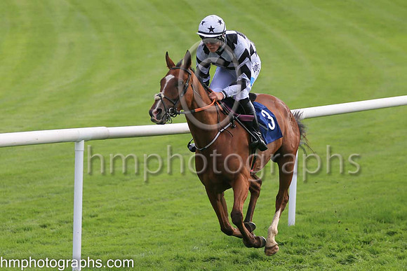 01st Rexem (3 , white, blue diamonds ) Jockey: Mr B W Harvey7 , Trainer: John C McConnell