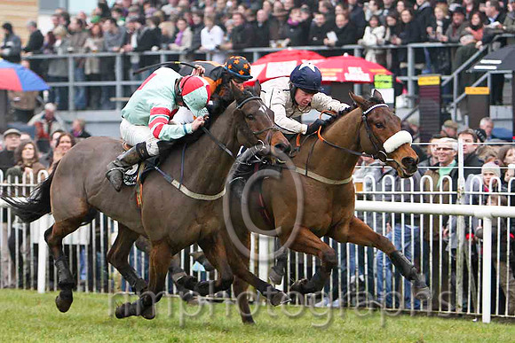 Farmaland Jockey M W Bowes - 4th, Not a Native , Jockey M F Mooney - 5th - CU2D1988-e