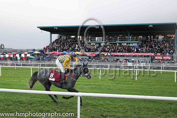 08th Hannah Huxwell and Mr N Gault ( 8 , blue and yellow check ) Trainer - H Smyth , Owner - H Smyth
