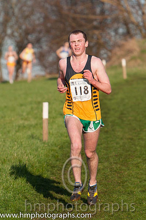 13 Keith Purdy (118 ) Annadale Striders 00:39:04