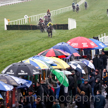 R5 Drumlee Lad on the run in to win with Mr N McParlan watched by large crowds at Down royal