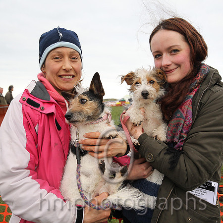 Micha Gomes and Roxanne Wall with Toto and Bono from Bangor at Kirkistown P2P