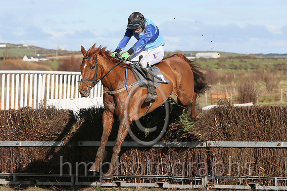 01st KILINAKIN and B G Crawford ( 7 , LIGHT BLUE  DARK BLUE HOOPS; dark blue sleeves; dark blue cap ) Trainer: S.R.B. Crawford,, Owner : David Mitchell