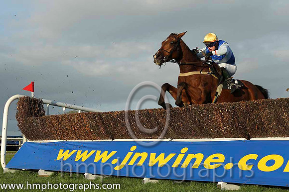 02 HowWouldUNo & S E Butler - 2nd (7, royal blue, white hoop) - CU2D9084-23