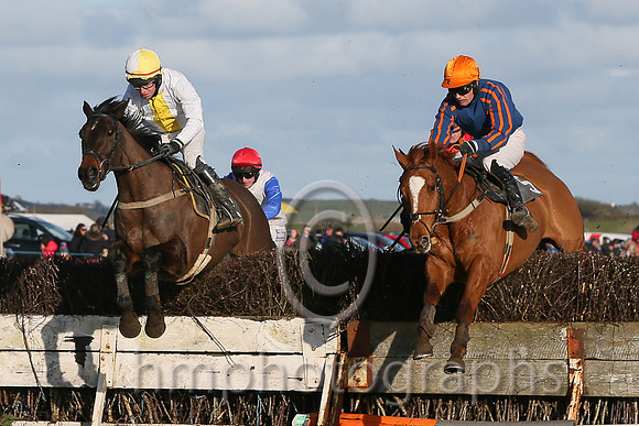 01st WHINSTONE DEE and M J O'Hare ( 5 , BLUE; blue,orange striped sleeves; orange cap ) Trainer: Eamon McCann,, Owner : Eamon McCann