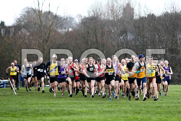 The start of the Women's and Men's Veterans Race - FT8E7473-e