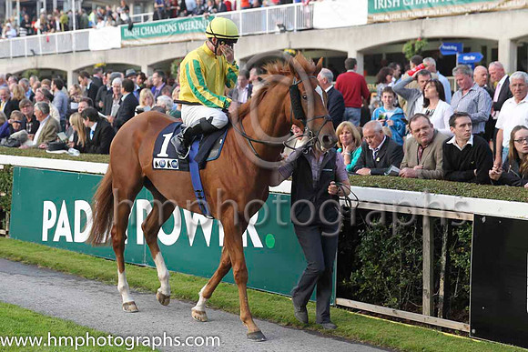 04 Piro Wango and G F Carroll - - 04th (1 ,yellow emerald green and yellow striped sleeves ) Trainer - G M Lyons