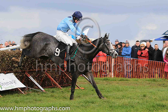 01st RAMORE WILL and N McParlan ( 9 , LIGHT BLUE,navy large spots; light blue sleeves; navy cap ) Trainer: I. R. Ferguson,, Owner : William Porter