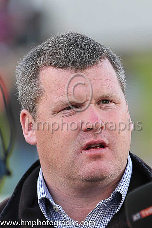 01st Vote of Confidence and Jack Kennedy (7, black, yellow cross) , trainer Gordon Eiliott