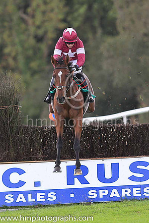 01st Marinero and B J Cooper ( 2 , maroon, white star ) Trainer - H de Bromhead , Owner - Gigginstown House Stud