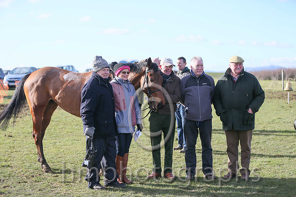 01st CLONDAW FRISBY and M J O'Hare ( 8 , PINK; blue, plain sleeves; pink  blue striped cap ) Trainer: J.G. Cosgrave,, Owner : Racing Carnglave