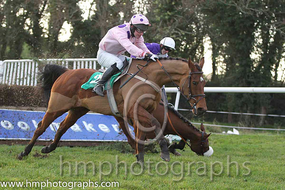 01 Slew Charm & Mr N McParlan - winners (2, pink, large purple spots) & 09 - FT8E1409-25