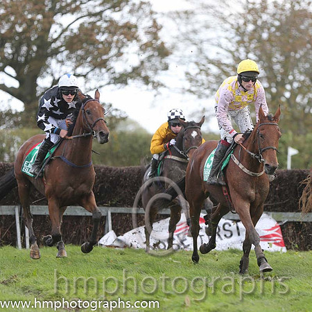 09 Infantry Soldier and R P Quinlan - PU - 09th (13 ,pink and yellow check ) Trainer - Warren Ewing