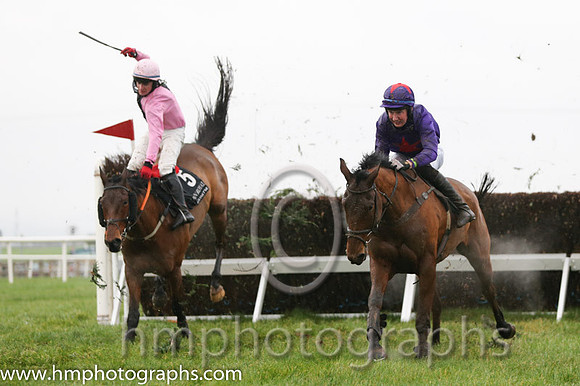 04 Rebel Cry and Kevin Sexton - - 04th (5 ,pink, black panel ) Trainer - Norman Lee  01 Ardmillan and Anthony Fox - - 01st (8 ,purple, red star ) Trainer - S R B Crawford