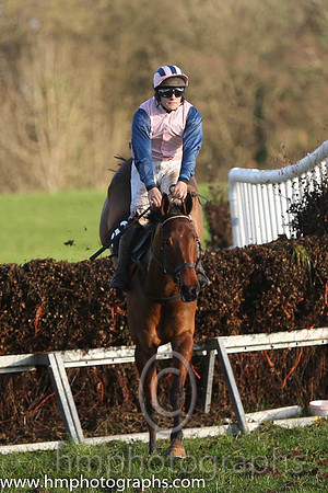 02 Clondaw Frisby and R James - - 02nd (3 ,pink, blue sleeves ) Trainer - D M Christie