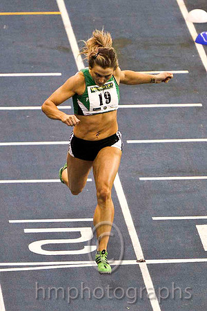 Kelly Proper (19) Ferrybank AC - winner - Senior Women's 200m - FT8E0328-e