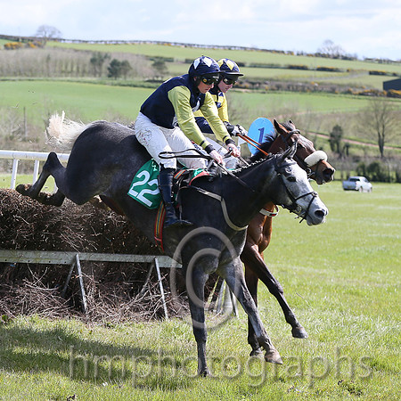 01st STOWAWAY FOREVER and J J Codd ( 22 , DARK BLUE,white diamond; yellow sleeves; dark blue cap,white diamonds ) Trainer: J.P. Dempsey,, Owner : Denis Cusack