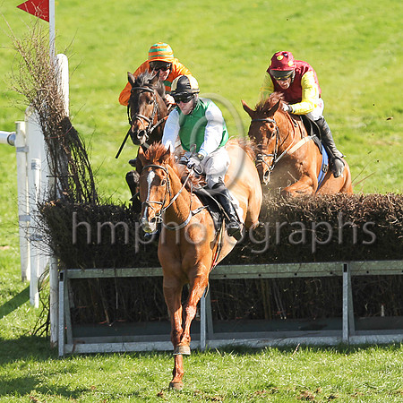 1st BRIDGETS PET and L OcCarroll ( 5 , GREEN; white sleeves; black  gold qtd cap ) Trainer: J. Woods , Owner : J. Woods