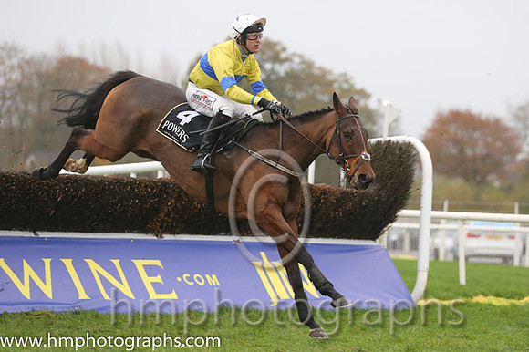 03 Burn and Turn and R M Power - - 03rd (4 ,yellow, royal blue hoop ) Trainer - Mrs J Harrington