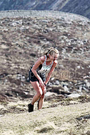 Isaline Hughes - Burden Road Runners - 113th, 17th woman in 3.21.50 - FT8E1795-e