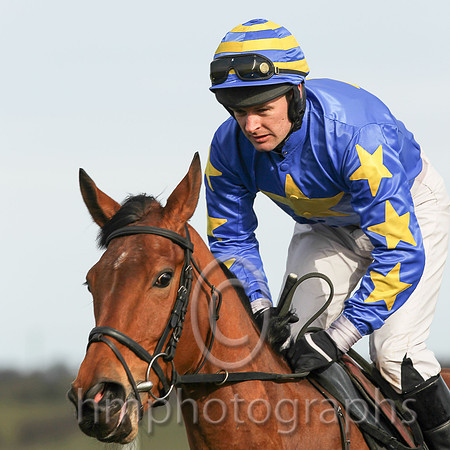 01st HAYLEY BELLE and M J O'Hare ( 6 , ROYAL BLUE,yellow star; royal blue,yellow stars sleeves; royal blue  yellow hooped cap ) Trainer: J.G. Cosgrave,, Owner : Ian W. Moore