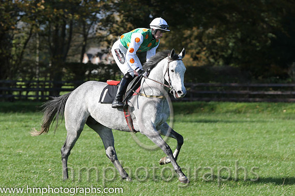 03 LandMeAFortune and H D Dunne - - 03rd (1 ,emerald green, orange spots ) Trainer - Donnchadh Doyle