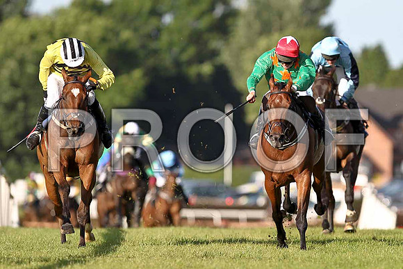 R4 at 7:20pm - So Determined (yellow) 2nd, King High (green ) Winner & Doransfirth 3rd - FT8E1036-e