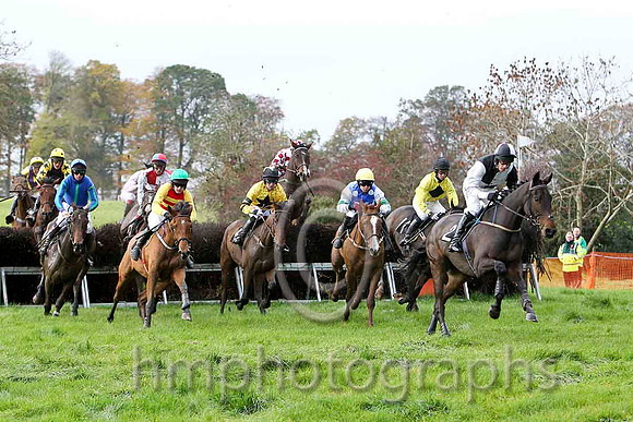 Ballywatt in the lead , Jockey Derek O'Connor - Fell - CU2D9963-e