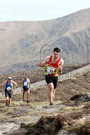 Richard Bell - Newcastle & District AC - 105th in 3.12.52 - FT8E1743-e