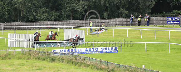 01st Soldiers Hill and D N Russell ( 1 , white, green chevrons ) Trainer - G Elliott , Owner - Noel Moran  Mrs Valerie Moran